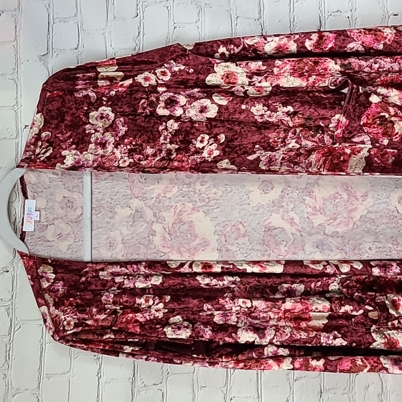 NEW LuLaRoe SARAH Cardigan L 14/16 Velvet Rose Knit Long Duster Sweater Jacket - Picture 5 of 9